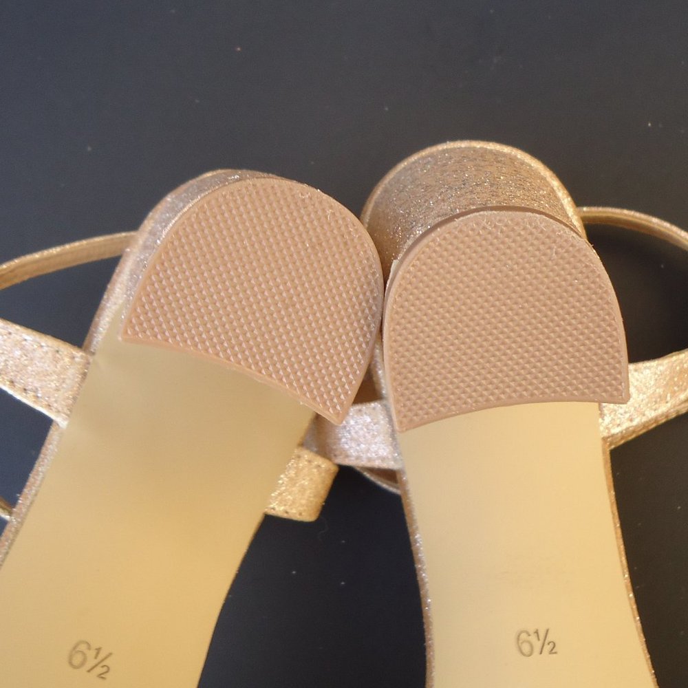 SIZE 6.5. BADGLEY MISCHKA American Glamour gold glitter block heels sandals. - Picture 15 of 16